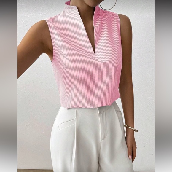 Pink Sleeveless Women's Top - Picture 1 of 13